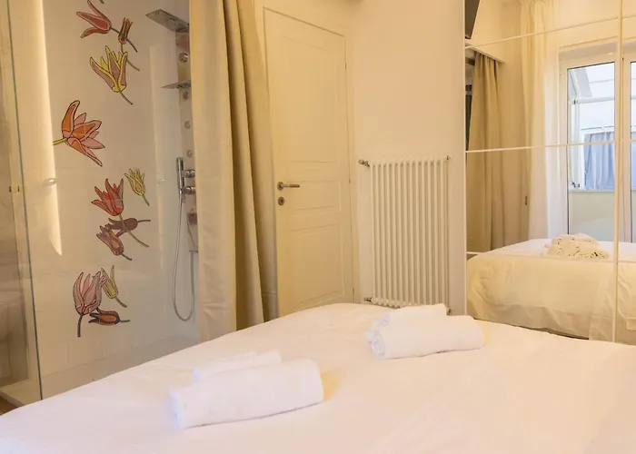 Апартаменты Colosseo Brightful With Rooftop Рим