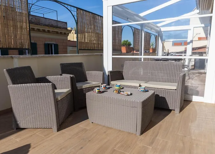 Colosseo Brightful With Rooftop Рим