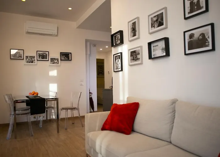 Апартаменты Colosseo Brightful With Rooftop Рим